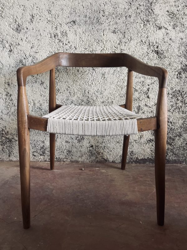 CHAISE TRESSÉE